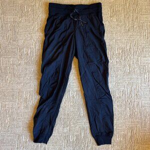 Lululemon Dance Studio Mid-Rise Jogger - Navy Blue - Size 4